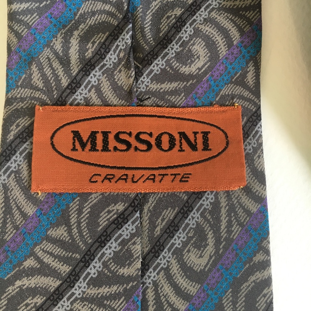 Vintage Missoni Men’s Necktie - Picture 3 of 7